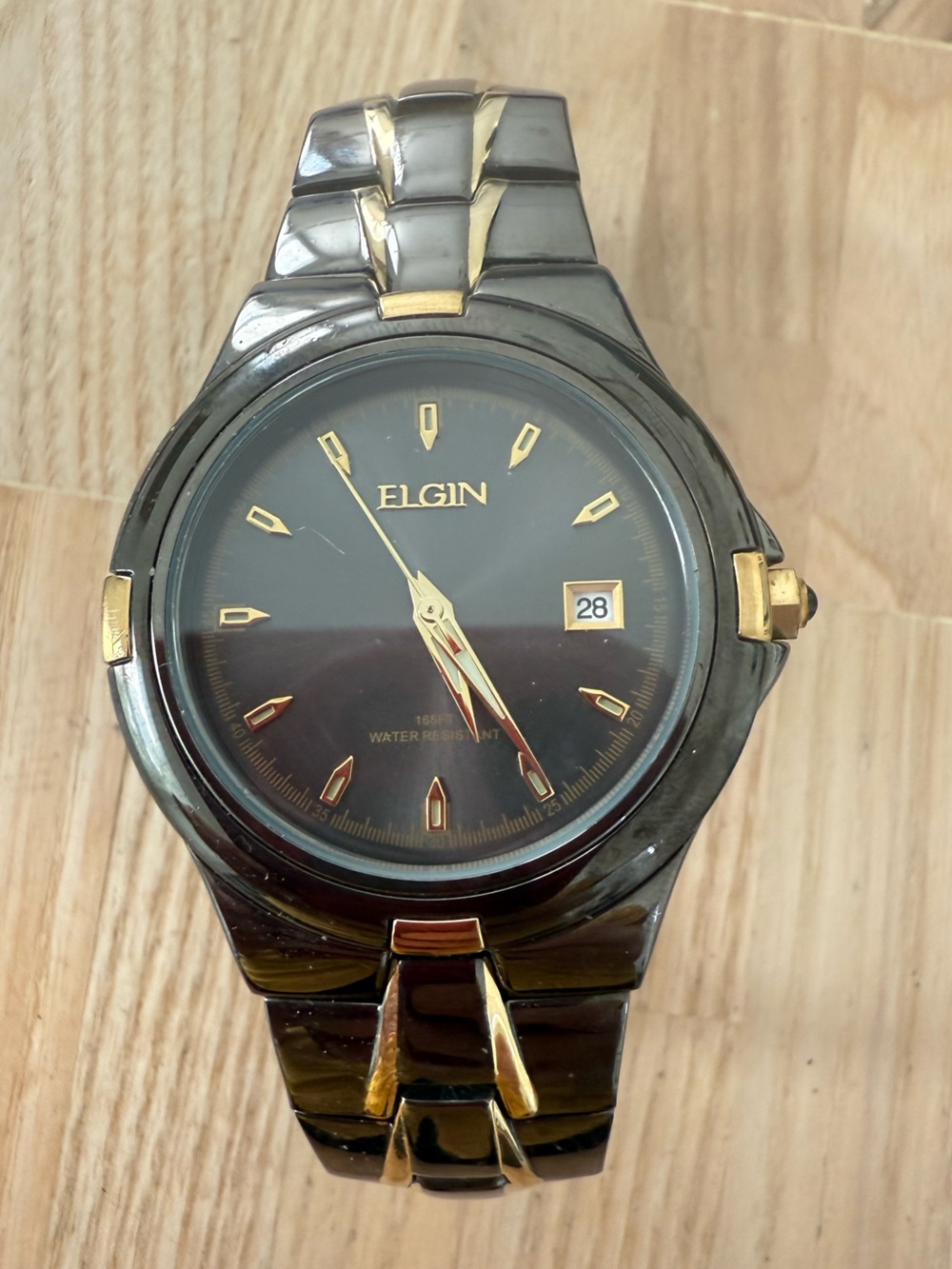 Elgin men’s black and gold tone watch NEW BATTERY